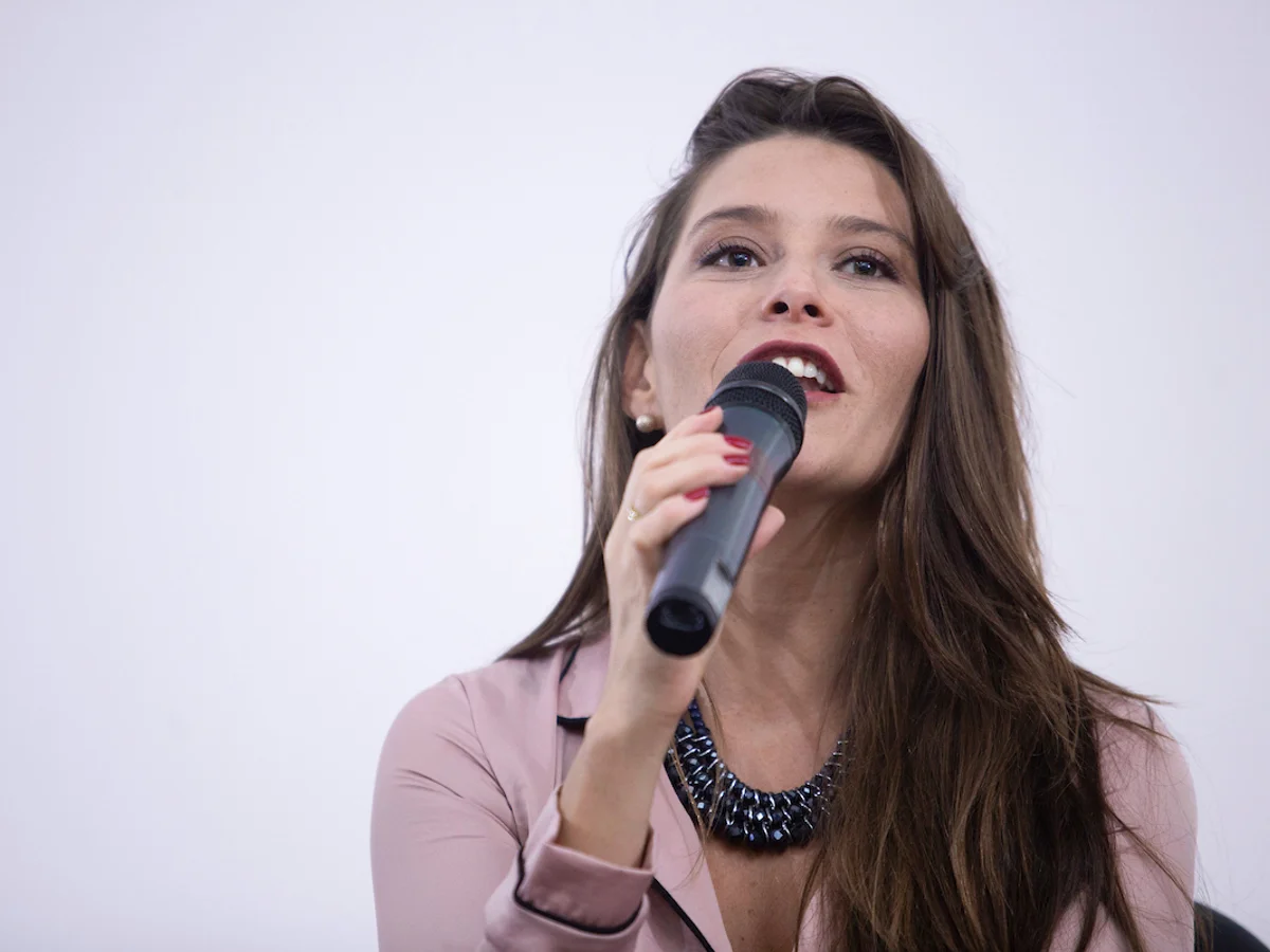 TRE-DF manda remover propaganda de candidata que fala em “Mônicas Hilton”