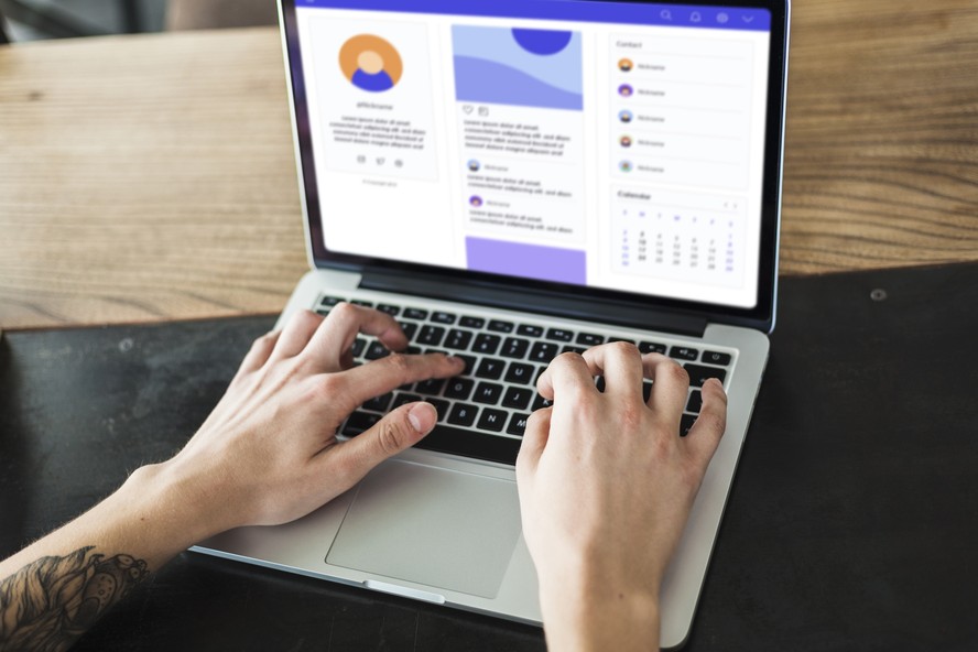 Prompt para LinkedIn: 9 opções para melhorar perfil e ganhar destaque