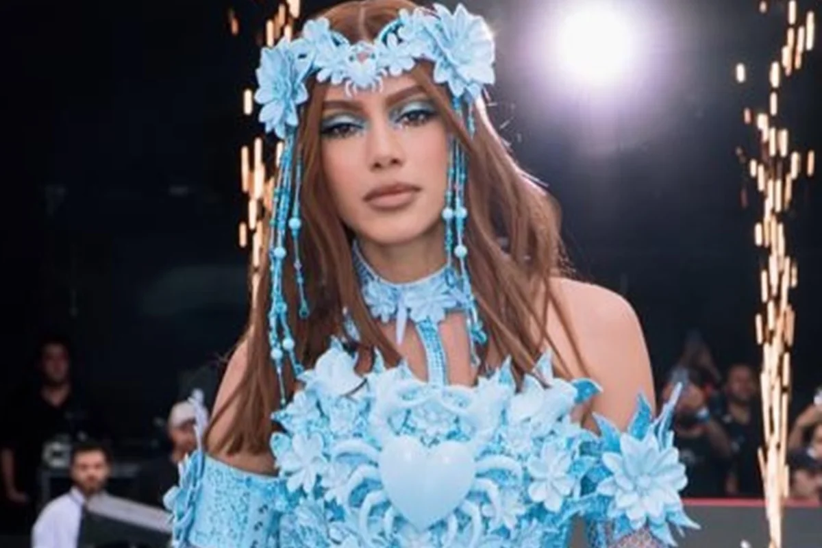 Anitta tem show em SP e estreia na Grande Rio no mesmo dia: como dar conta?