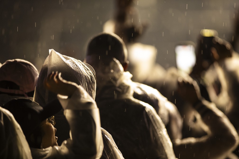 Chuva durante o Rock in Rio, no último dia 6 — Foto: Alexandre Cassiano