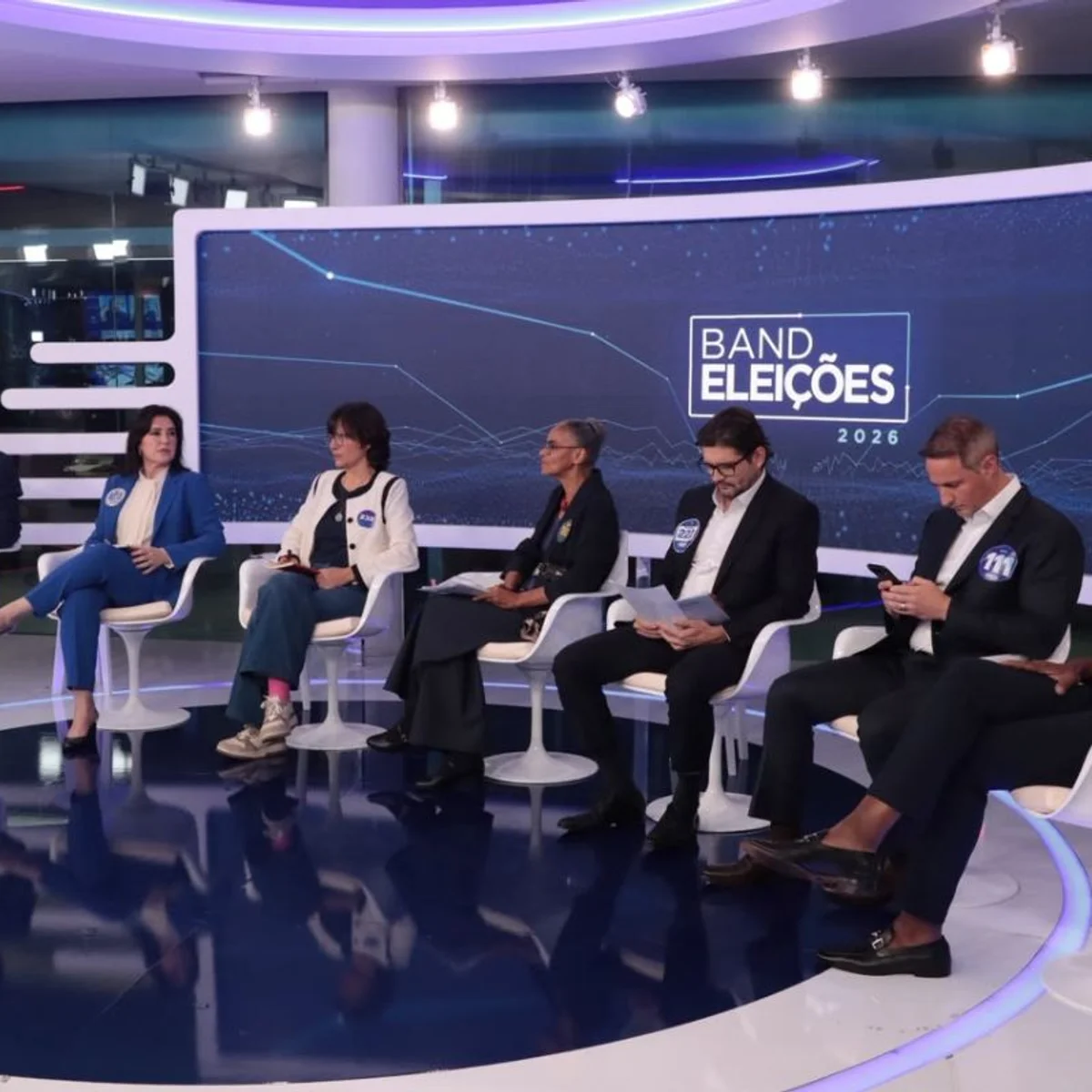 Debate ao Senado em SP tem embates à direita e críticas ao governo Lula