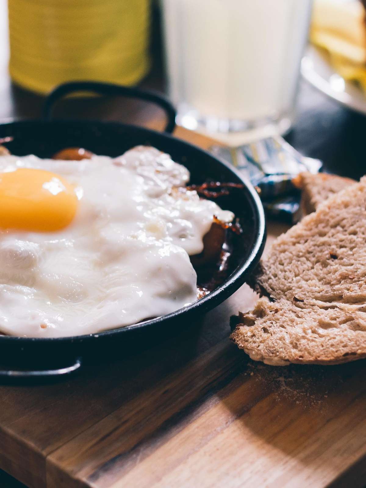 Comer só um ovo no café da manhã pode ser um grande erro após os 40, alerta nutricionista